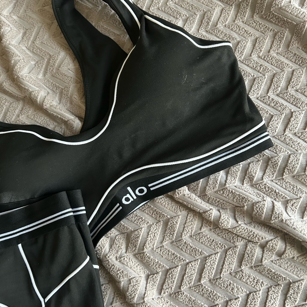 ALO Yoga Black Sports Bra with White Accents